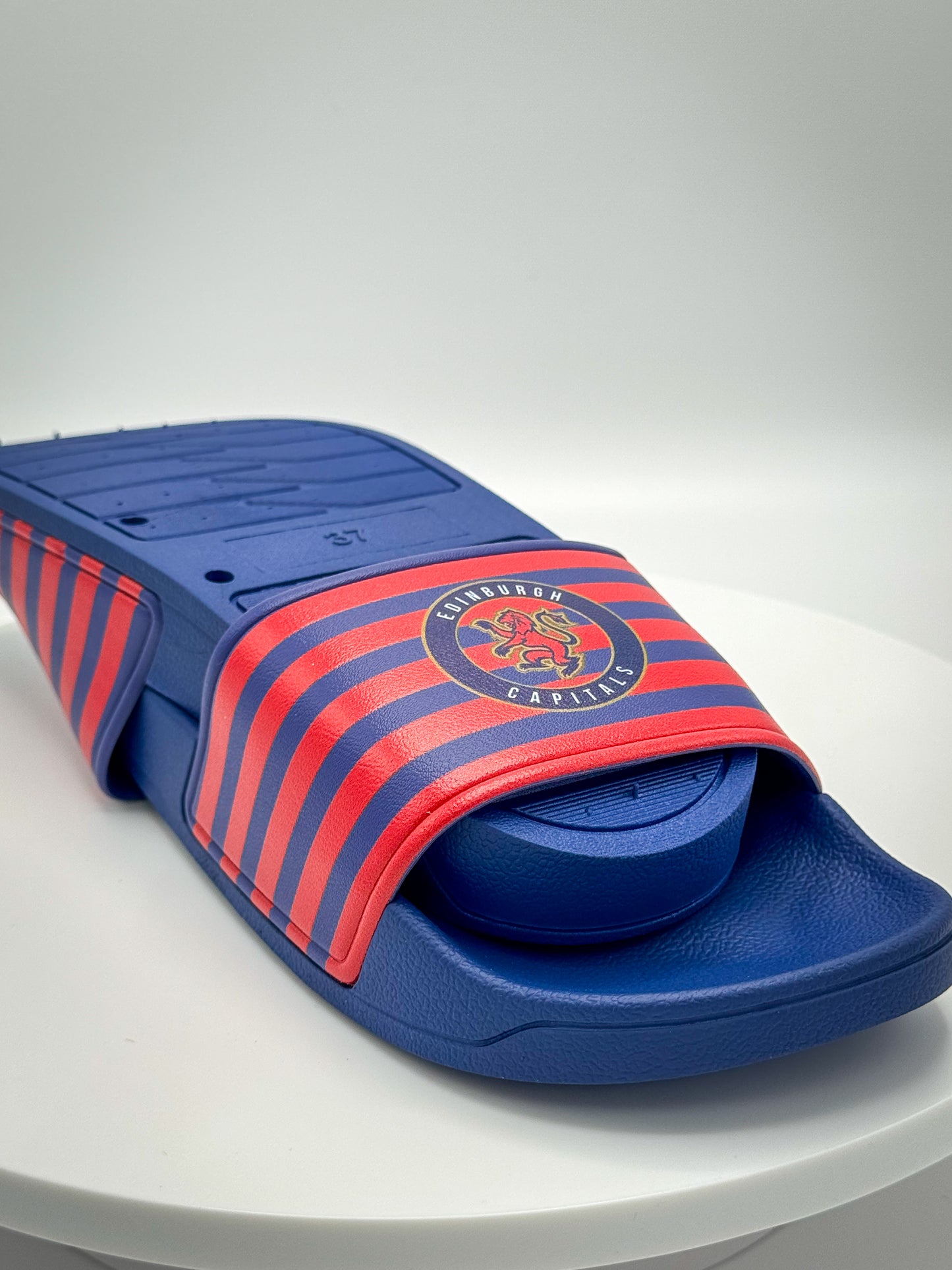 Capitals Crest Slider Sandals 25/26