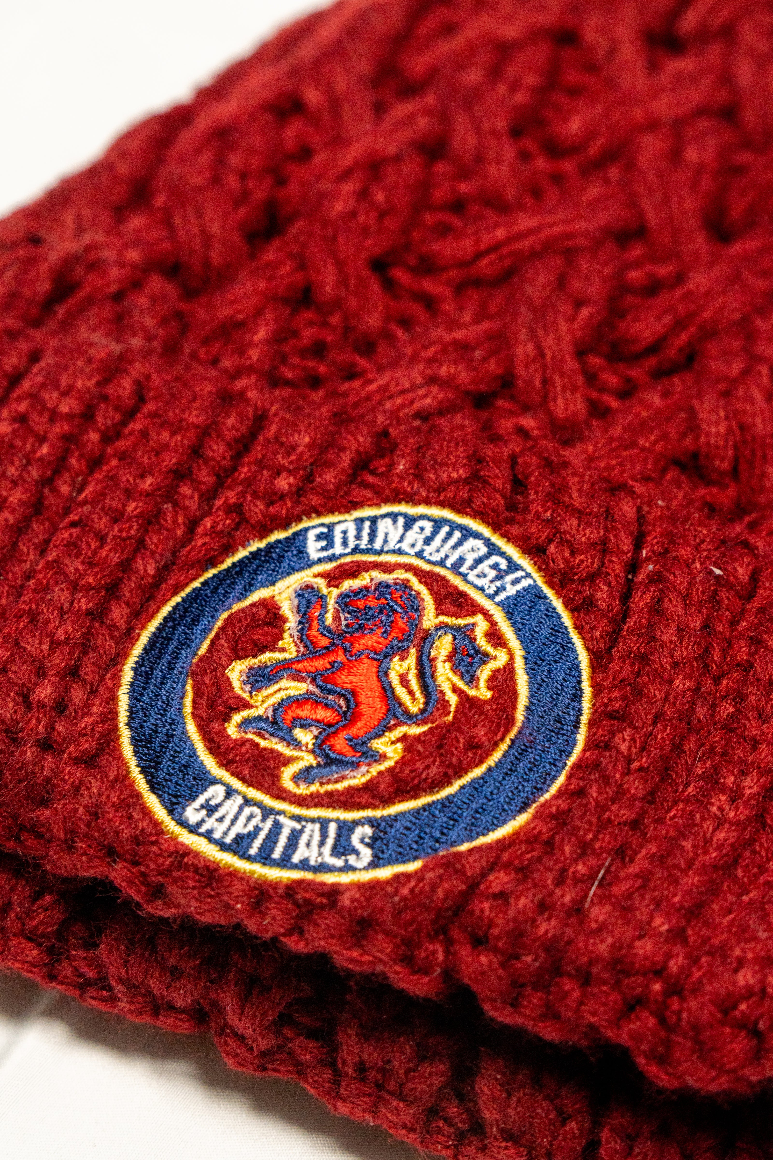 Edinburgh Capitals Heritage Knit Beanie – Highland Red